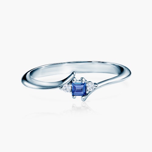 Pierścionek zaręczynowy SAVICKI: białe złoto, niebieski szafir, diamenty